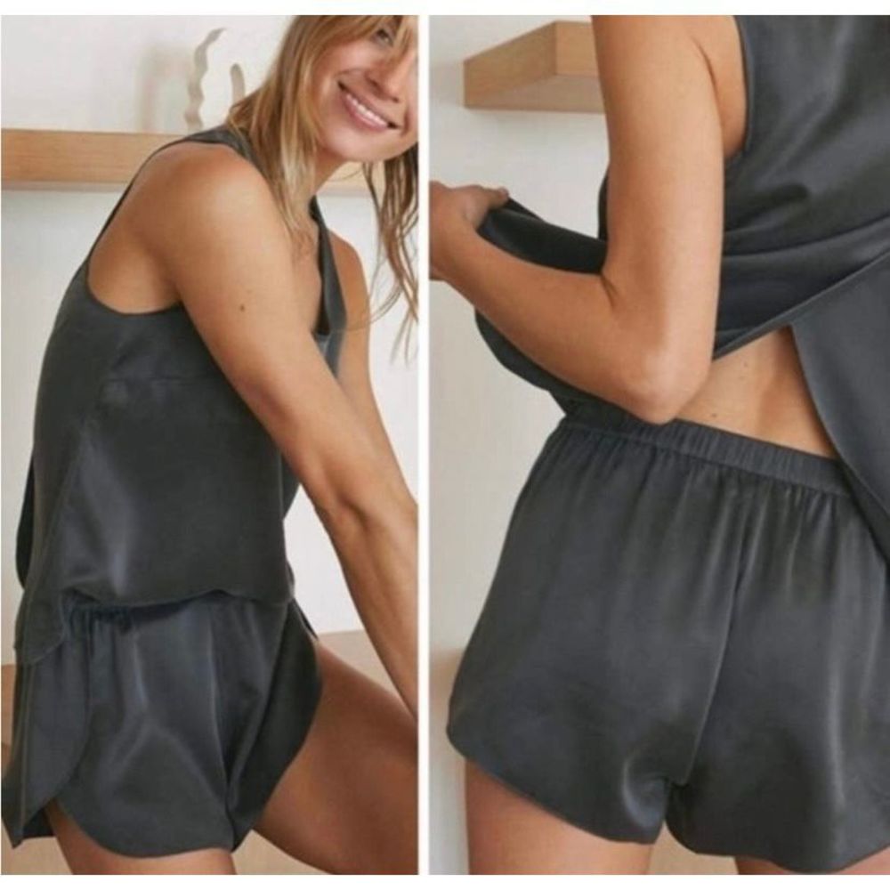 Lunya Silk Shorts Small - Picture 1 of 6